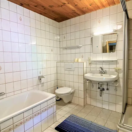 Schusterhaeusl-3 By Interhome Apartman